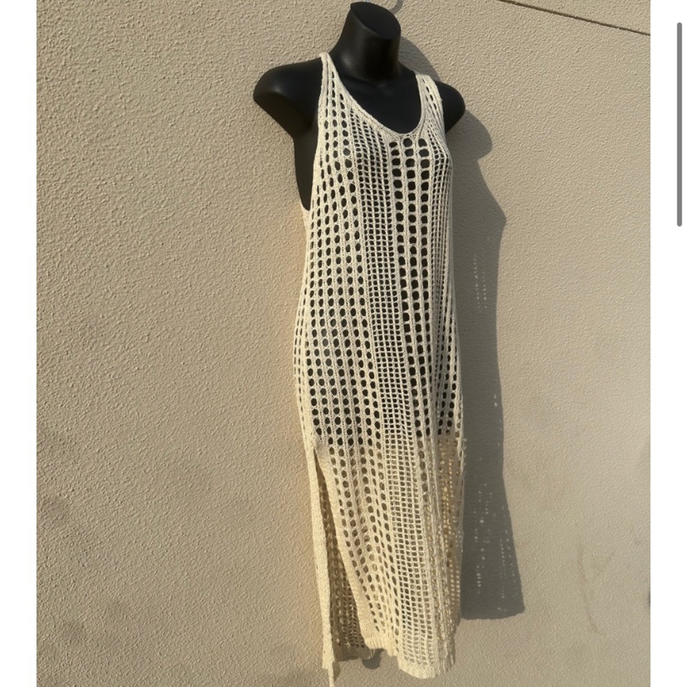 Elegant Cream Knit Dress